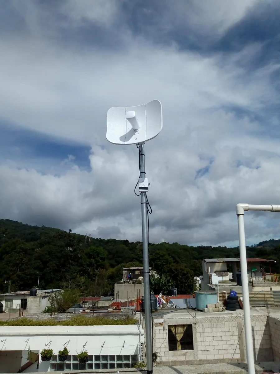 Antena AirGrid punto a punto